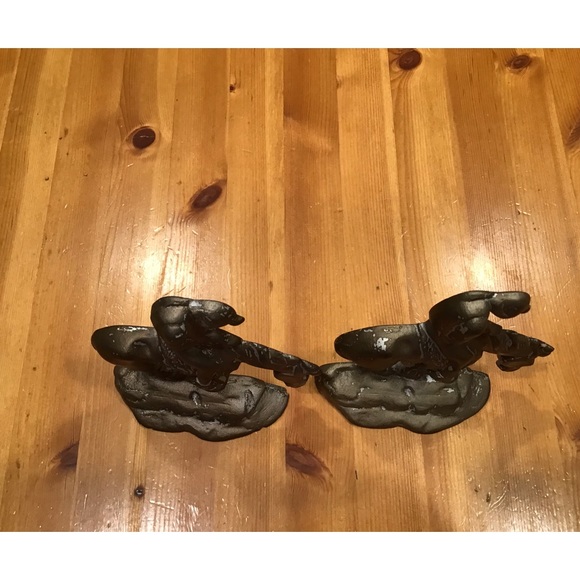 ANTIQUE NATIVE AMERICAN BRONZED CAST IRON BOOKENDS VINTAGE END OF THE TR… - Picture 9 of 10